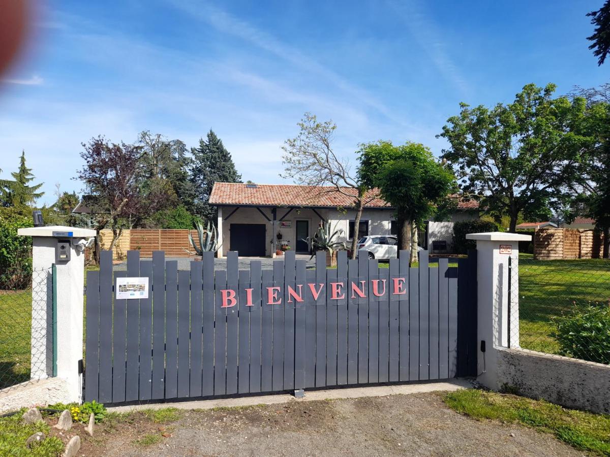 La Maison Du Bonheur, Borne De Recharge Ve Saint-Bernard  Exterior photo