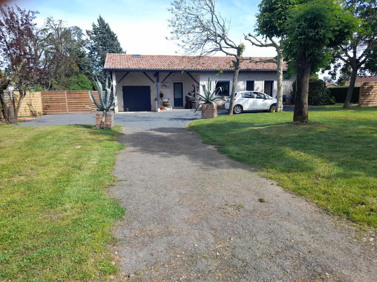 La Maison Du Bonheur, Borne De Recharge Ve Saint-Bernard  Exterior photo